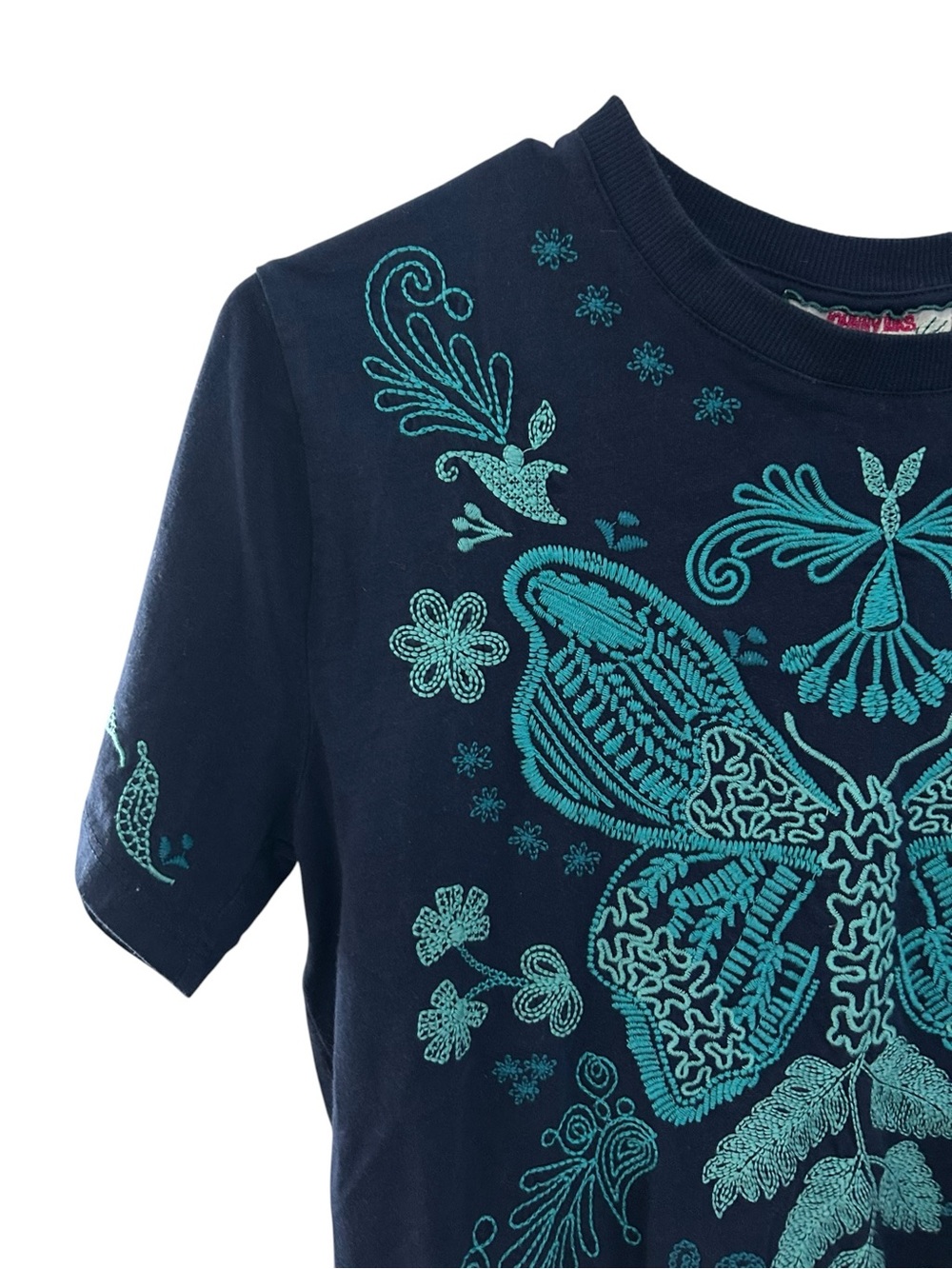 π¦ Johnny Was Navy Embroidered Butterfly Floral Boho Crew Neck TβShirt XS - Picture 6 of 10